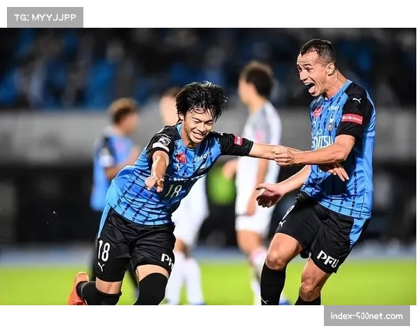 柏太阳神主帅赛前分析对手，广岛三箭近期表现不佳引关注